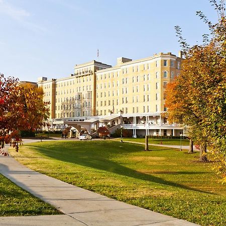 French Lick Springs Hotel エクステリア 写真