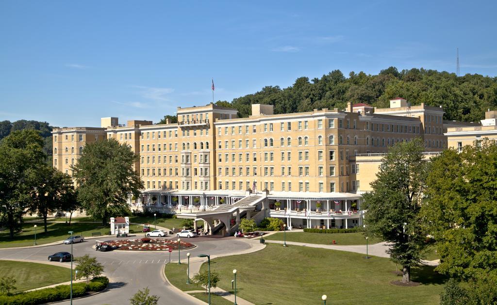 French Lick Springs Hotel エクステリア 写真