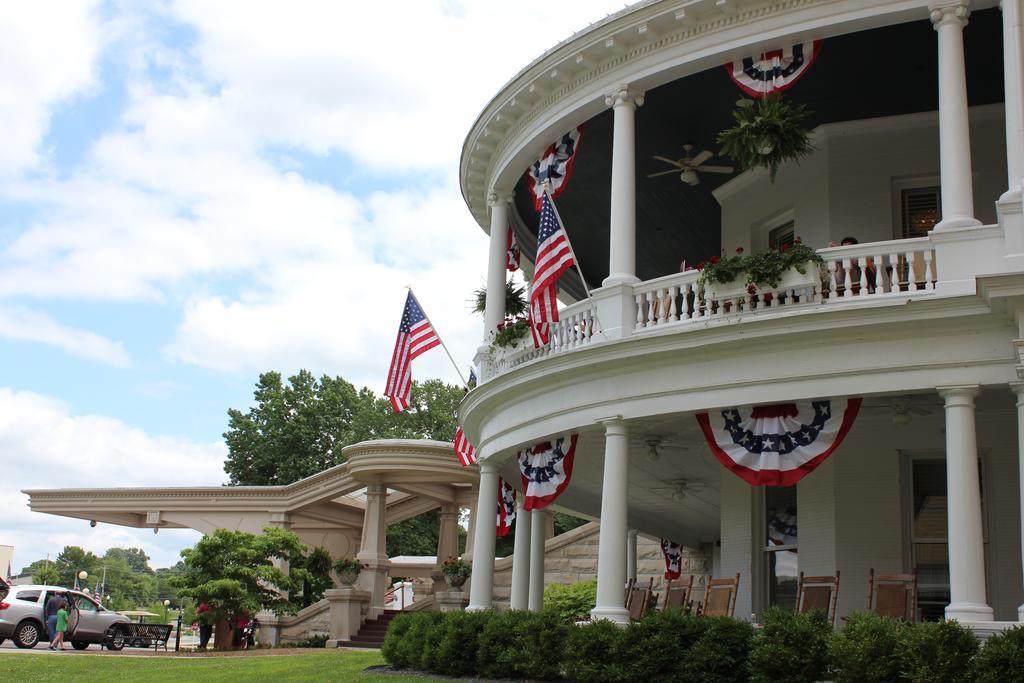French Lick Springs Hotel エクステリア 写真