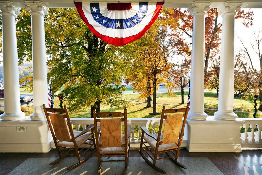 French Lick Springs Hotel エクステリア 写真